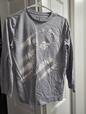 Place Boys' Gray Long-Sleeve Graphic Tee